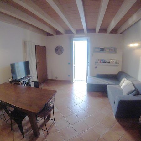 White Garden - Apartment With Access To The Lake Lierna Εξωτερικό φωτογραφία