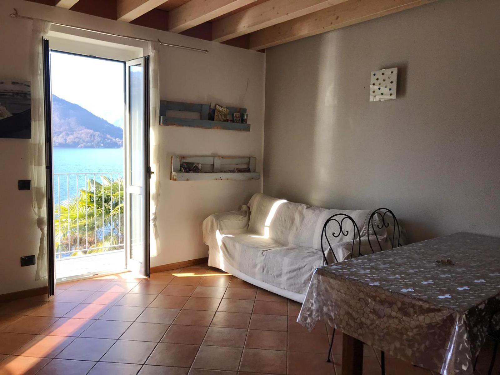 White Garden - Apartment With Access To The Lake Lierna Εξωτερικό φωτογραφία