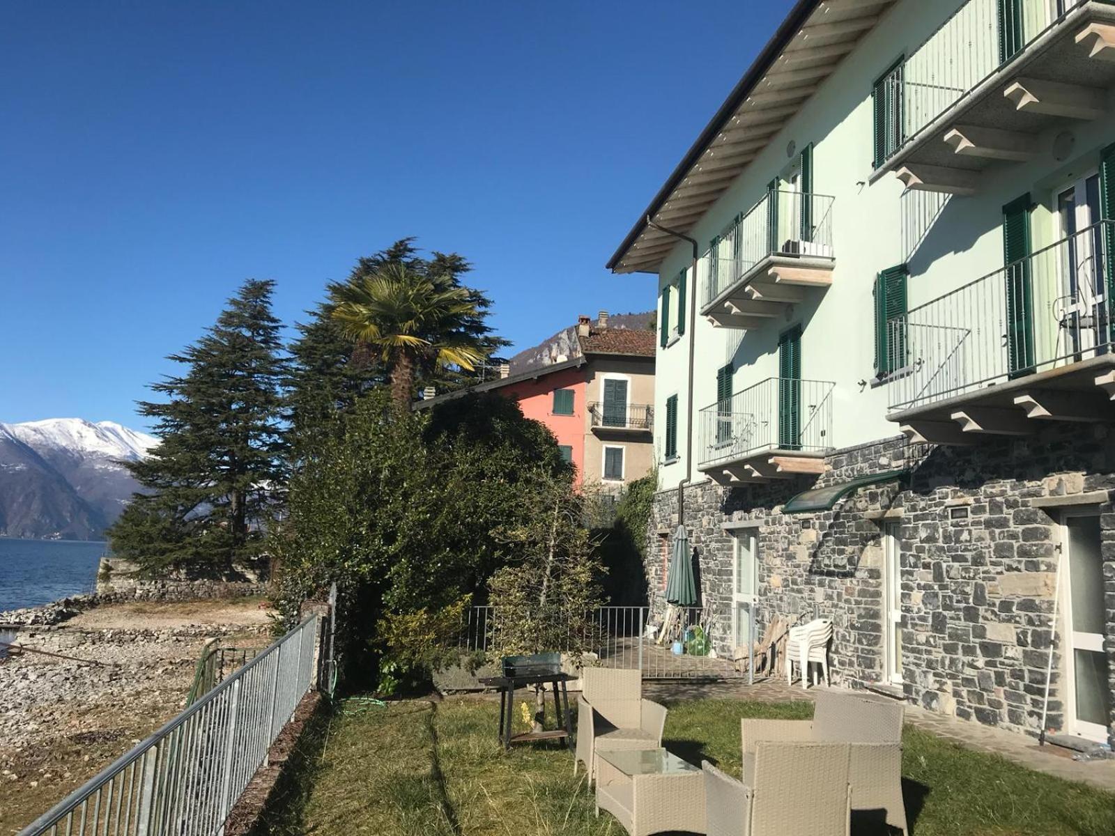 White Garden - Apartment With Access To The Lake Lierna Εξωτερικό φωτογραφία
